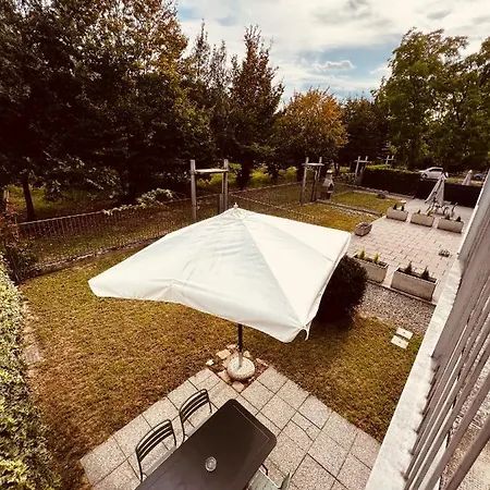 Domy Loft Apartmán *