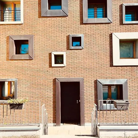 Domy Loft Apartmán *